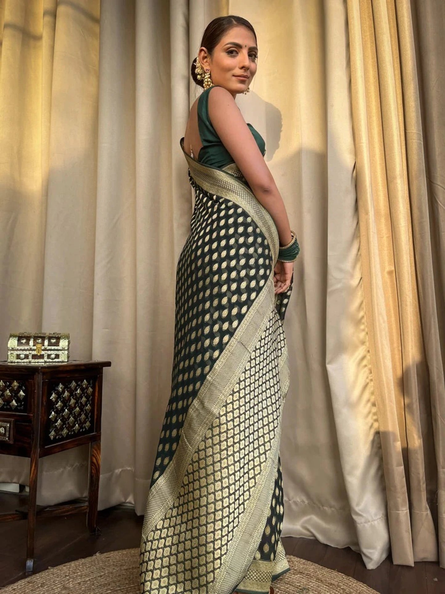 Banarasi Lichi Silk Contrast Border Saree With Attached Blouse Piece